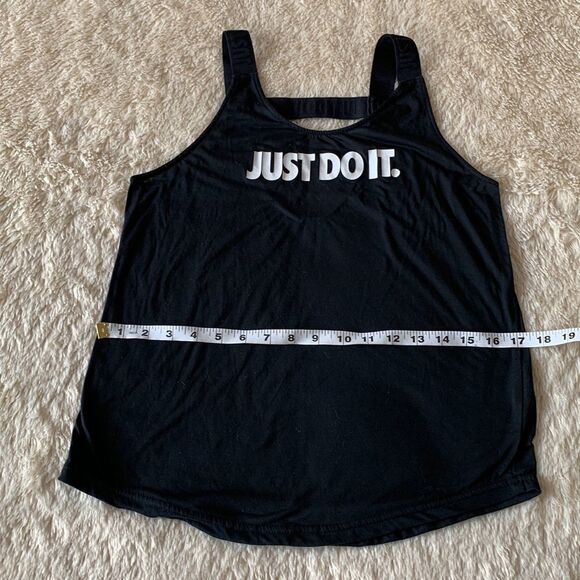Nike black activewear tank top - Picture 12 of 16